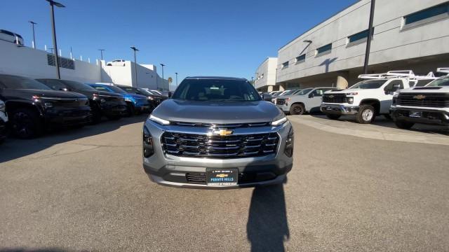 new 2025 Chevrolet Equinox car, priced at $30,165