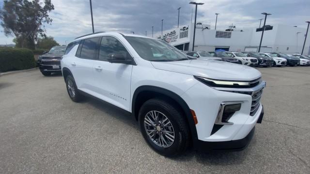 new 2026 Chevrolet Traverse car, priced at $43,920