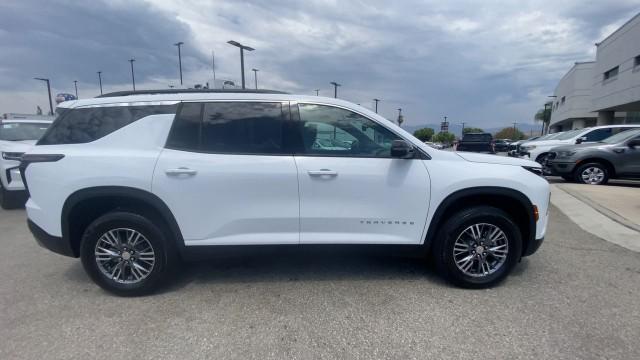 new 2026 Chevrolet Traverse car, priced at $43,920