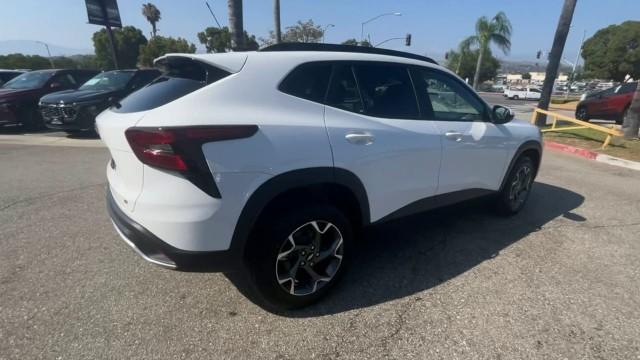 new 2025 Chevrolet Trax car, priced at $24,659