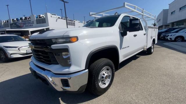new 2025 Chevrolet Silverado 2500 car, priced at $50,948