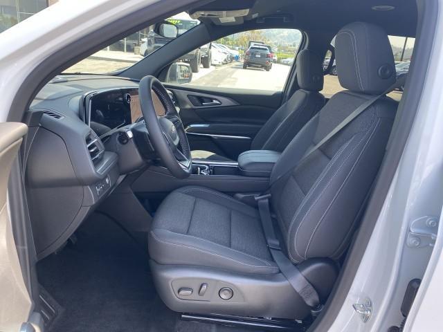 new 2025 Chevrolet Traverse car, priced at $42,715