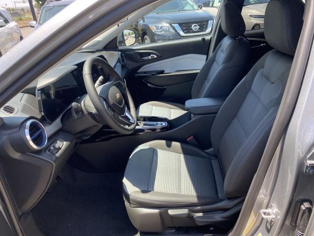 new 2025 Chevrolet Trax car, priced at $25,855