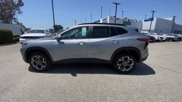 new 2025 Chevrolet Trax car, priced at $25,855