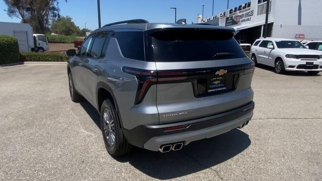 new 2025 Chevrolet Traverse car, priced at $42,560