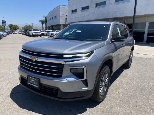 new 2025 Chevrolet Traverse car, priced at $42,560