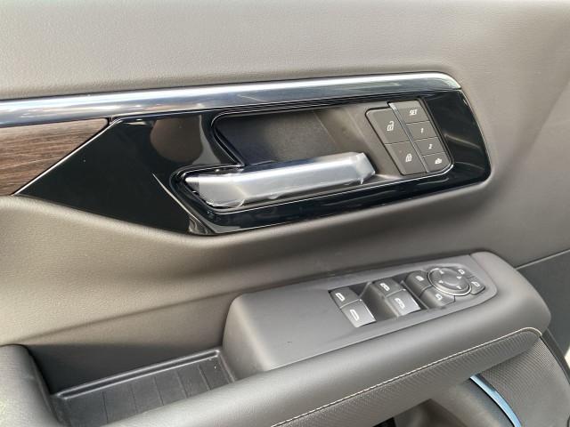 new 2025 Chevrolet Suburban car, priced at $76,997