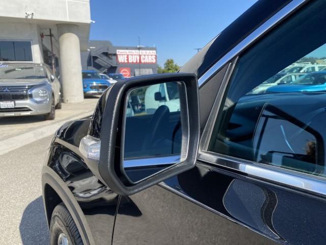 used 2022 Chevrolet Traverse car, priced at $29,995