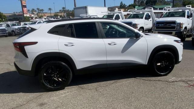 new 2025 Chevrolet Trax car, priced at $27,105
