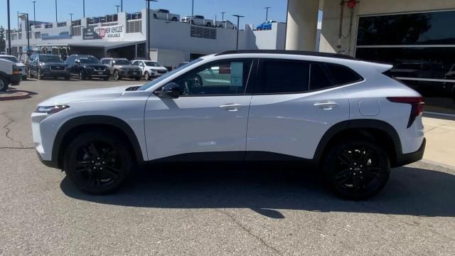 new 2025 Chevrolet Trax car, priced at $27,105