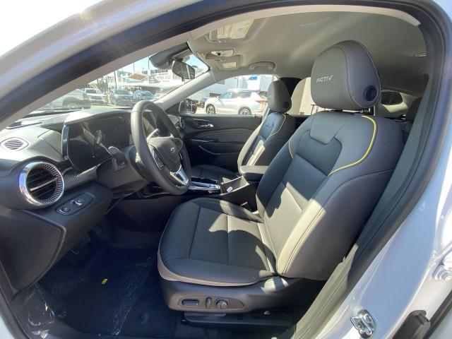 new 2025 Chevrolet Trax car, priced at $27,105