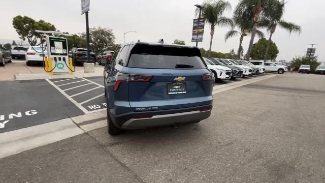 new 2025 Chevrolet Equinox car, priced at $33,425