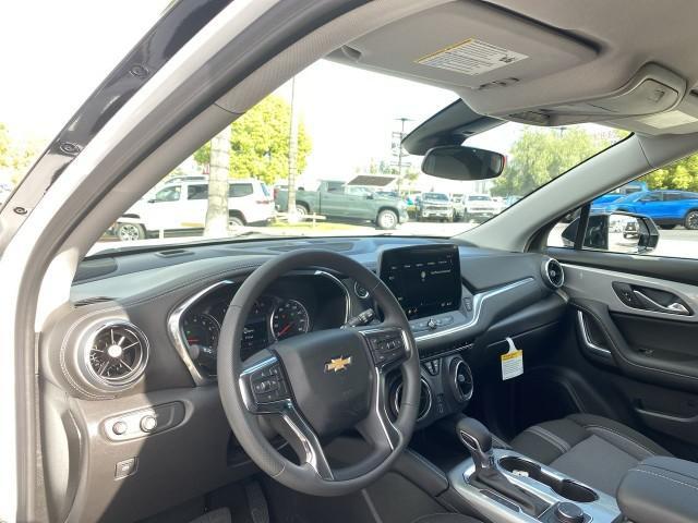 new 2025 Chevrolet Blazer car, priced at $33,997