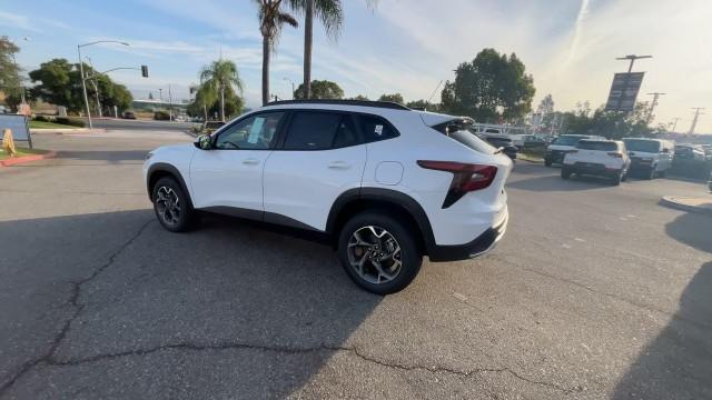 new 2025 Chevrolet Trax car, priced at $24,985