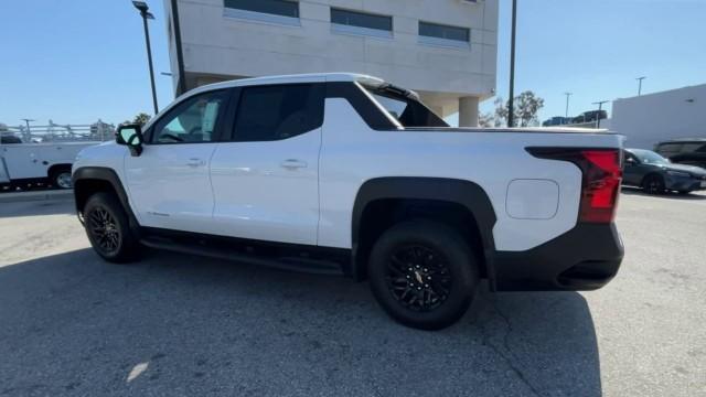 new 2024 Chevrolet Silverado EV car