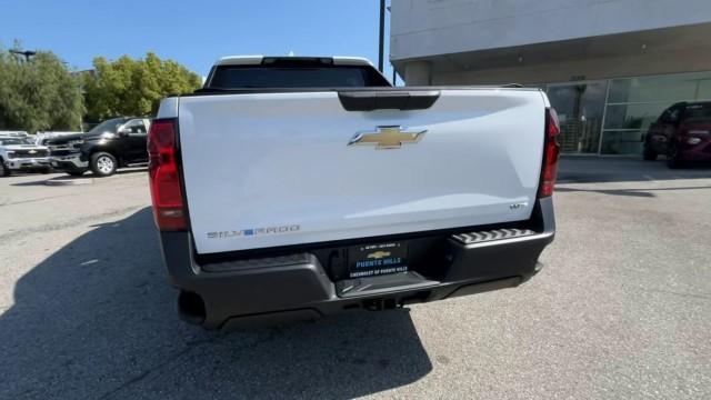 new 2024 Chevrolet Silverado EV car