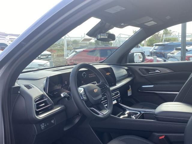new 2026 Chevrolet Traverse car, priced at $43,380