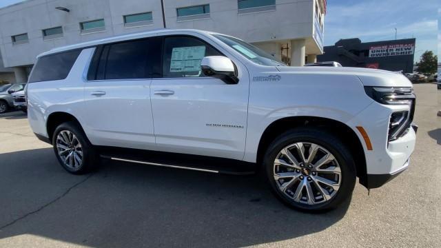 new 2025 Chevrolet Suburban car, priced at $84,190