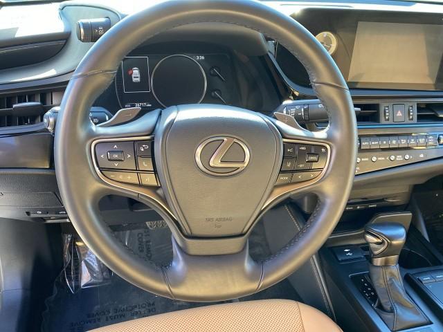 used 2022 Lexus ES 350 car, priced at $33,895