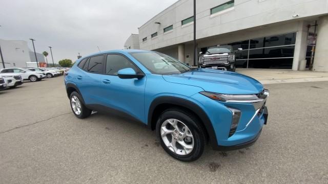 new 2025 Chevrolet Trax car, priced at $20,997