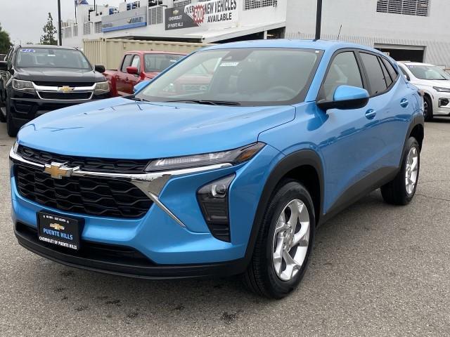 new 2025 Chevrolet Trax car, priced at $23,630