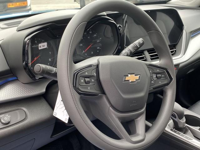 new 2025 Chevrolet Trax car, priced at $20,997