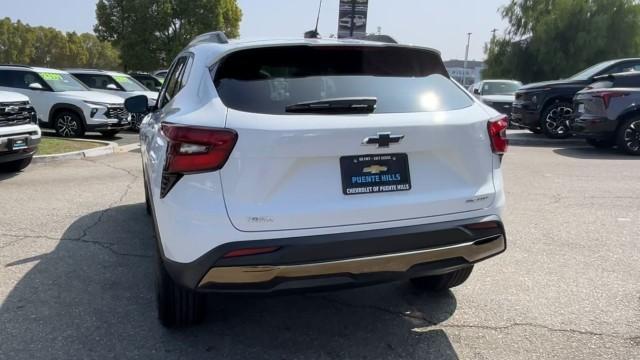 new 2025 Chevrolet Trax car, priced at $25,490