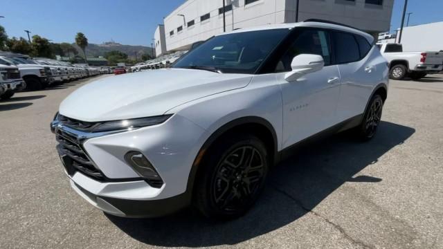 new 2025 Chevrolet Blazer car, priced at $42,997