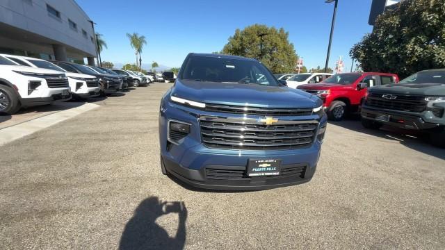 new 2024 Chevrolet Traverse car, priced at $41,915