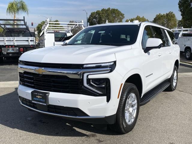 new 2025 Chevrolet Suburban car, priced at $61,500