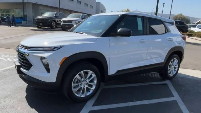 new 2025 Chevrolet TrailBlazer car, priced at $25,200