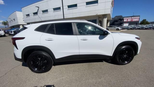 used 2025 Chevrolet Trax car, priced at $22,595