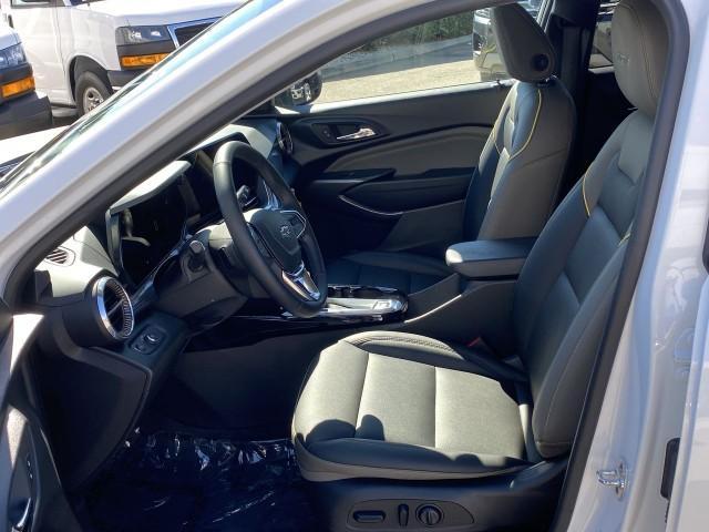 used 2025 Chevrolet Trax car, priced at $22,595