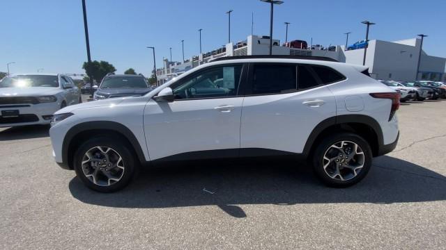 new 2025 Chevrolet Trax car, priced at $25,855