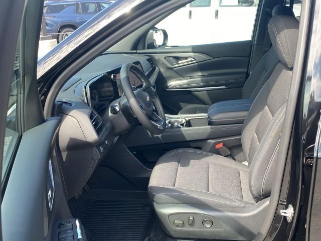 new 2026 Chevrolet Traverse car, priced at $43,380