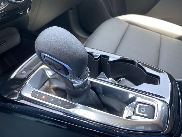 new 2025 Chevrolet Trax car, priced at $27,674