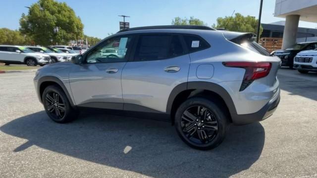 new 2025 Chevrolet Trax car, priced at $26,285