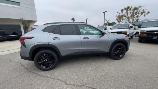 new 2025 Chevrolet Trax car, priced at $26,185