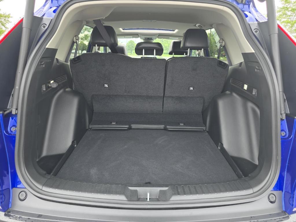 used 2025 Honda CR-V car, priced at $37,337