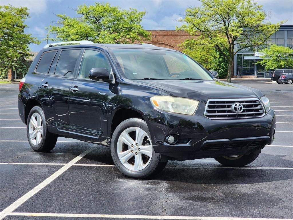used 2008 Toyota Highlander car, priced at $10,000