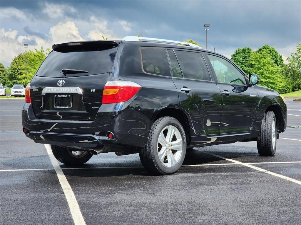 used 2008 Toyota Highlander car, priced at $10,000