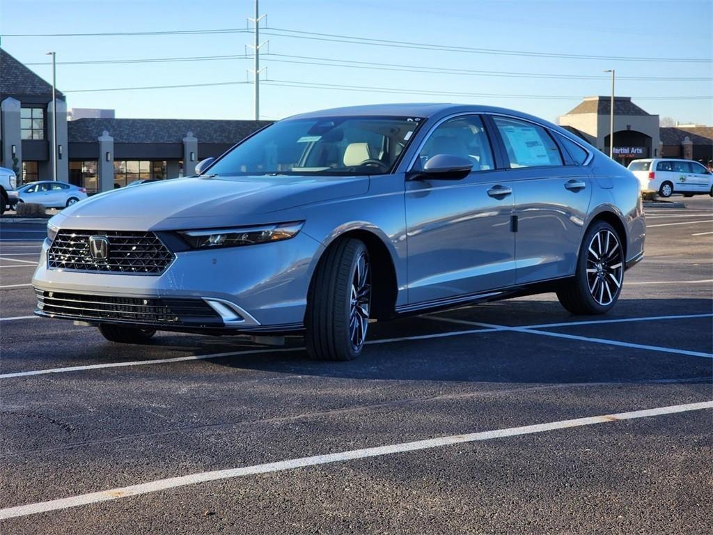 new 2025 Honda Accord Hybrid car, priced at $40,350