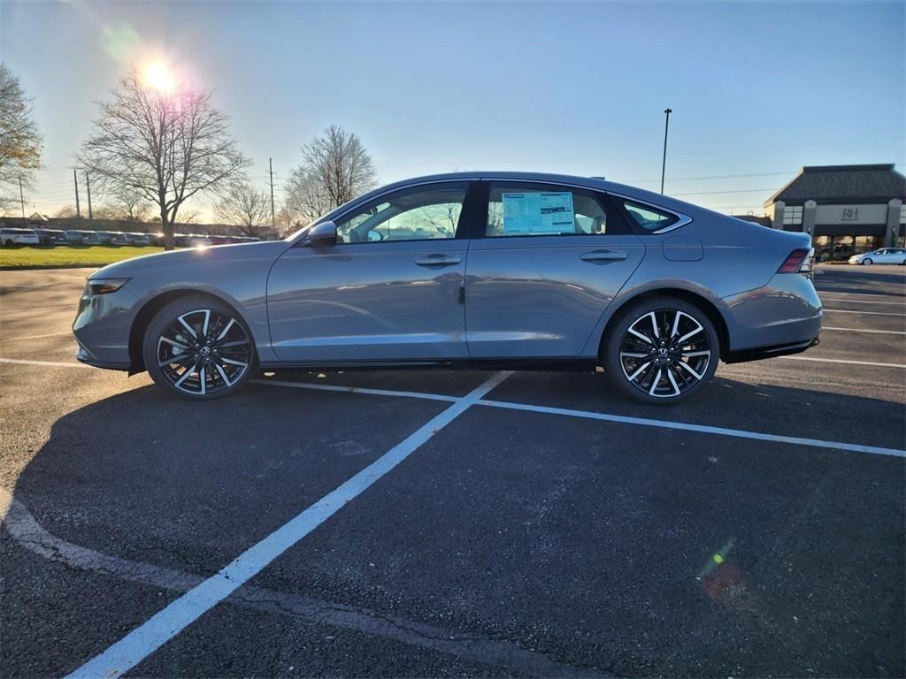 new 2025 Honda Accord Hybrid car, priced at $40,350