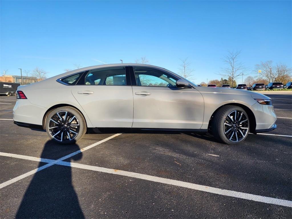 new 2025 Honda Accord Hybrid car, priced at $40,350