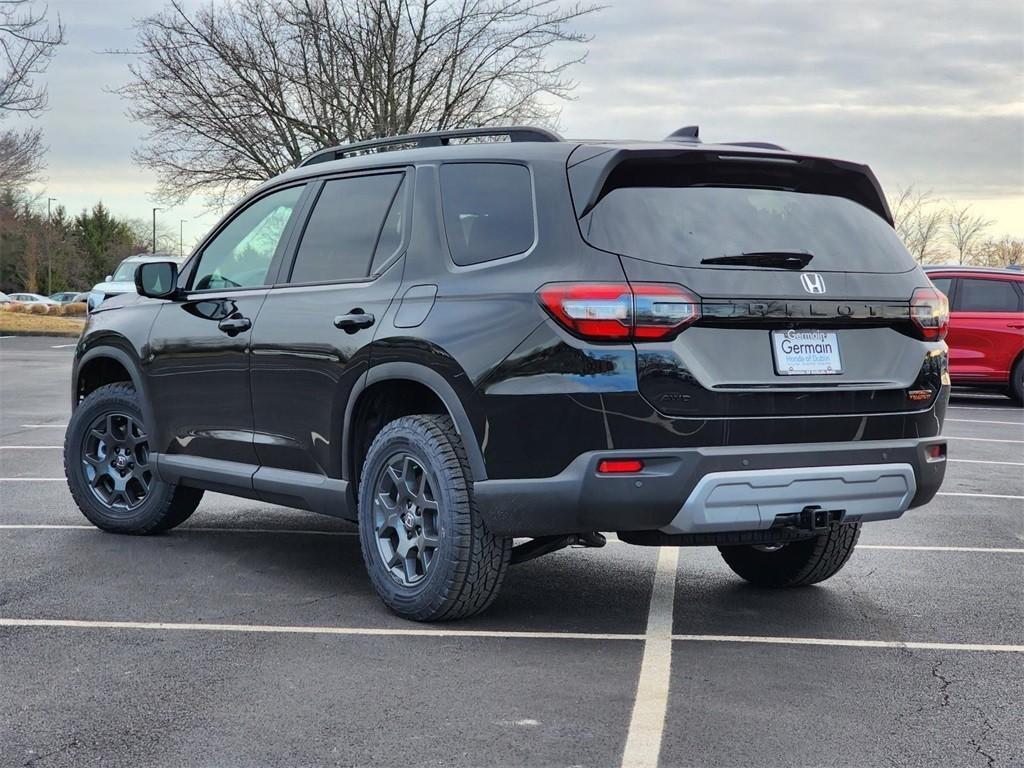 new 2025 Honda Pilot car, priced at $50,850