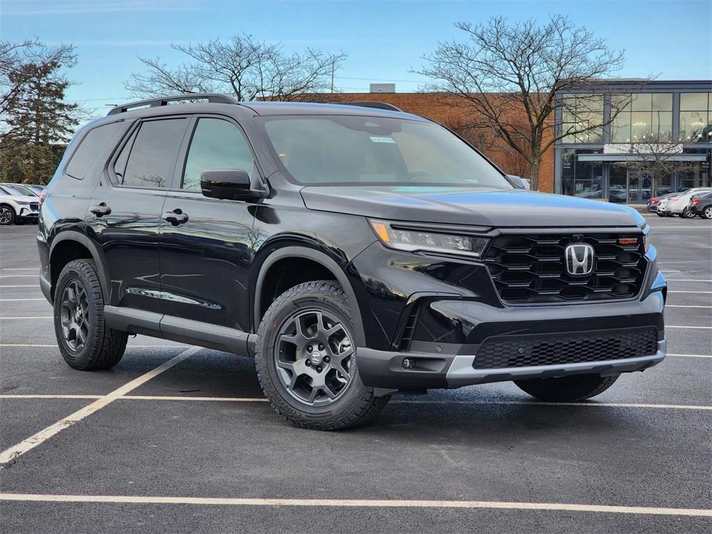 new 2025 Honda Pilot car, priced at $50,850