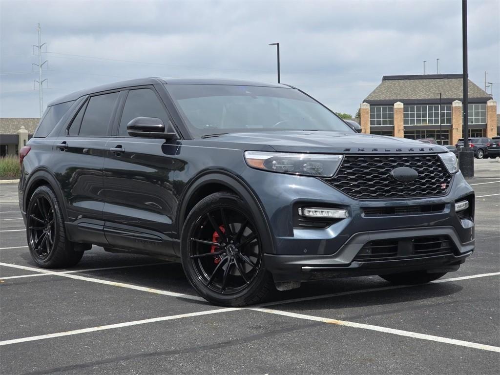 used 2022 Ford Explorer car, priced at $40,197