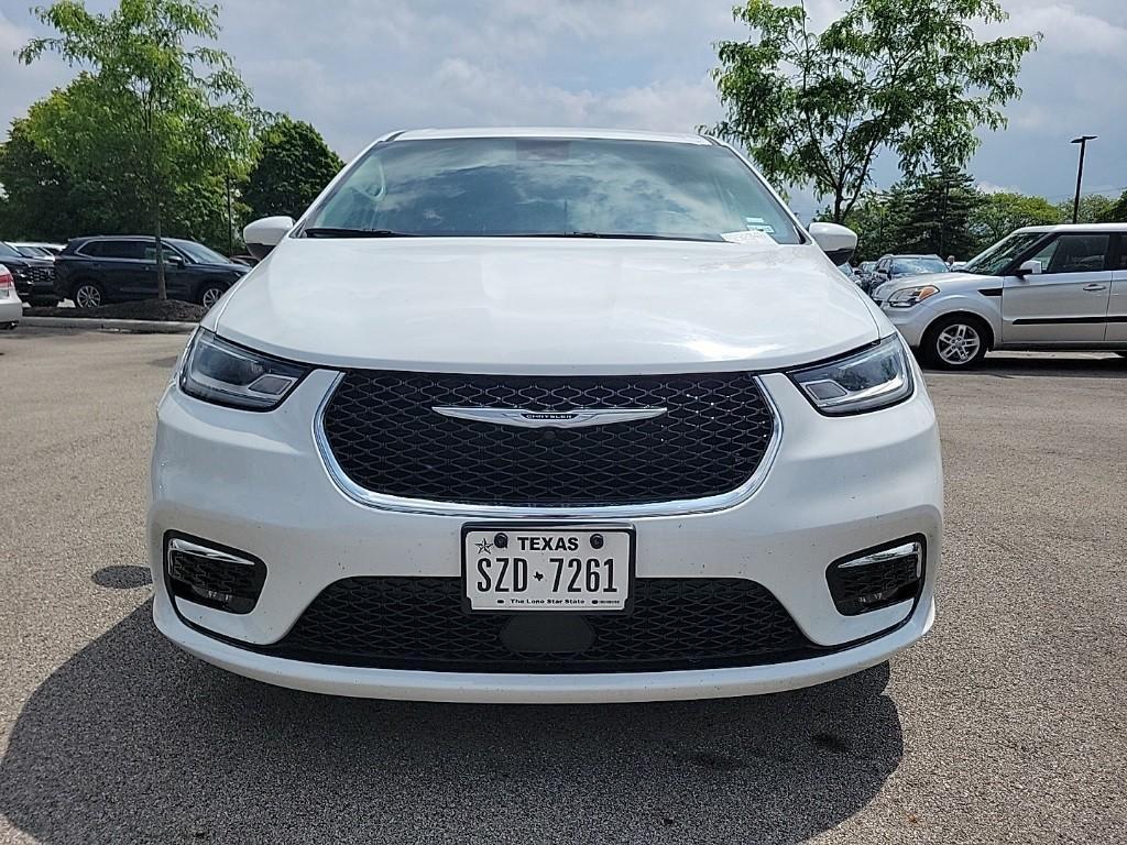 used 2023 Chrysler Pacifica car, priced at $23,557