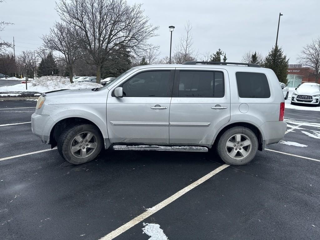 used 2010 Honda Pilot car, priced at $5,757