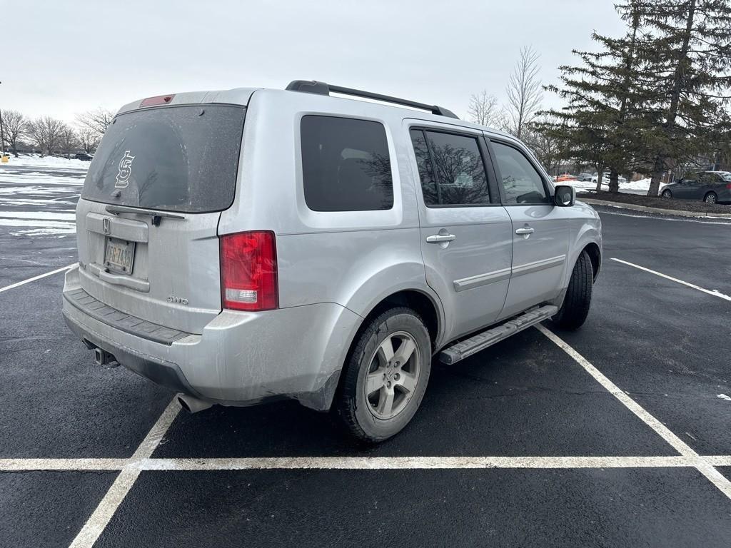 used 2010 Honda Pilot car, priced at $5,757